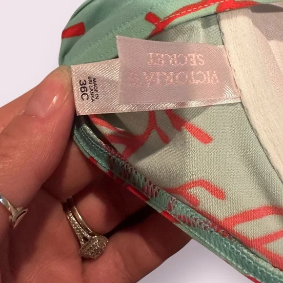 Women's Victoria's Secret Coral Print Bikini 36C and Medium - Picture 10 of 16